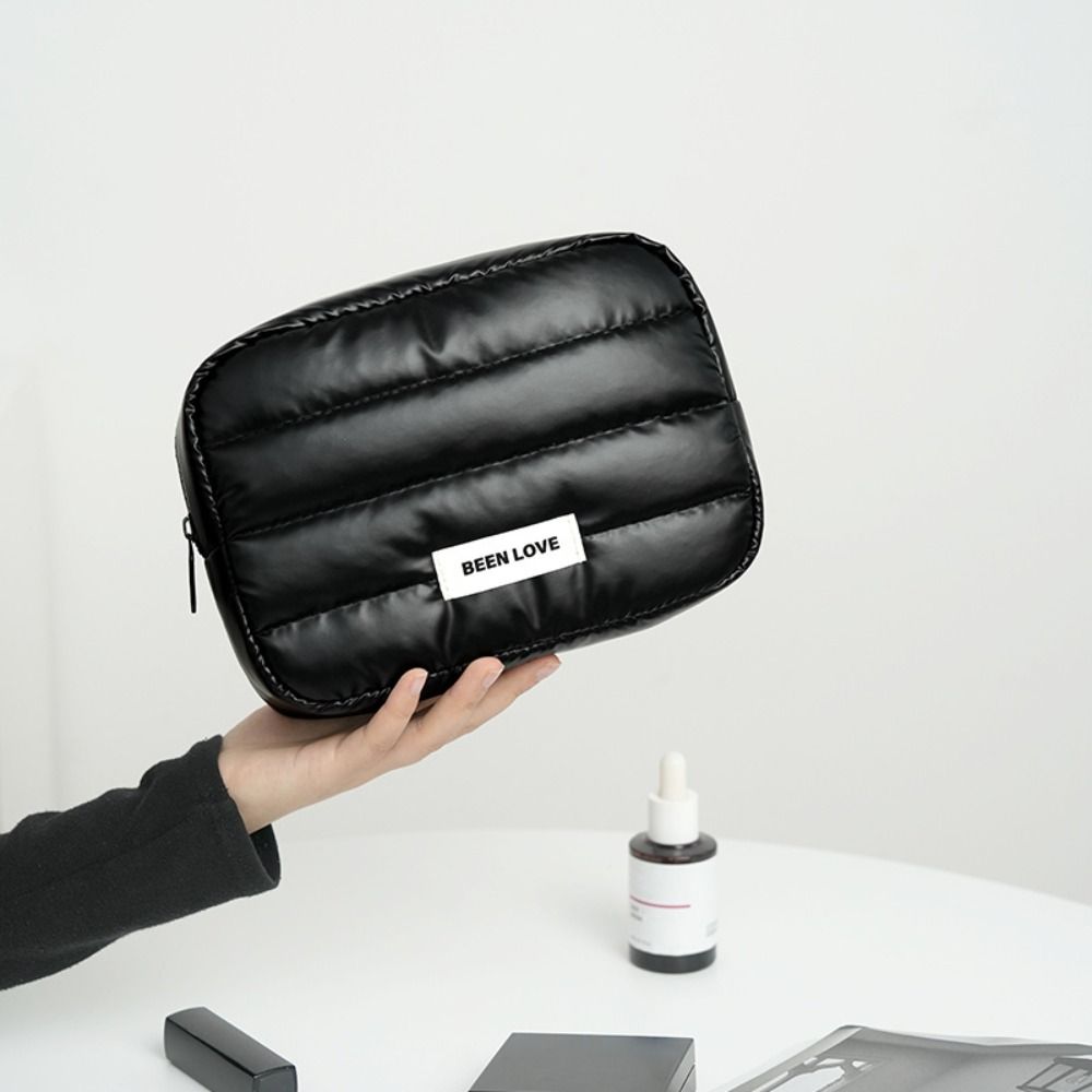 Portable Down Puffy Makeup Bag - đánh giá và giá Skincare D'Alba