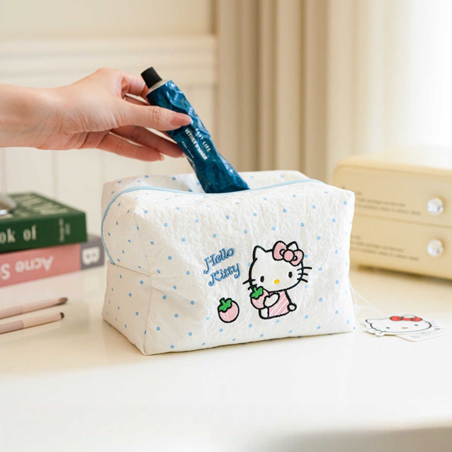Strawberry Milk Cartoon Hello  - đánh giá và giá Skincare D'Alba