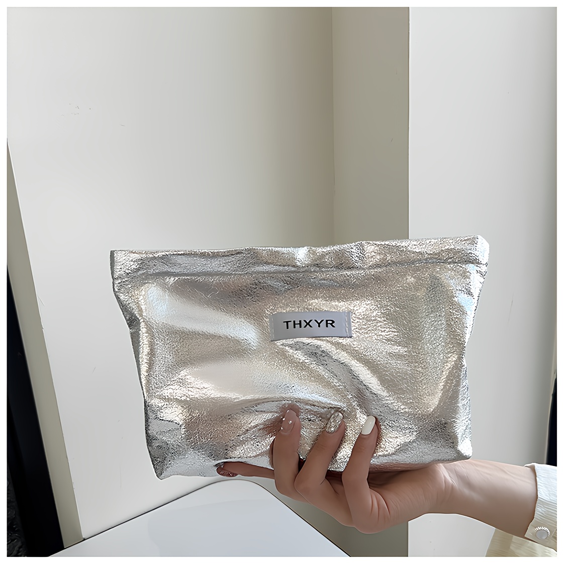 Large-Capacity Makeup Bag, Tre - đánh giá và giá Skincare D'Alba